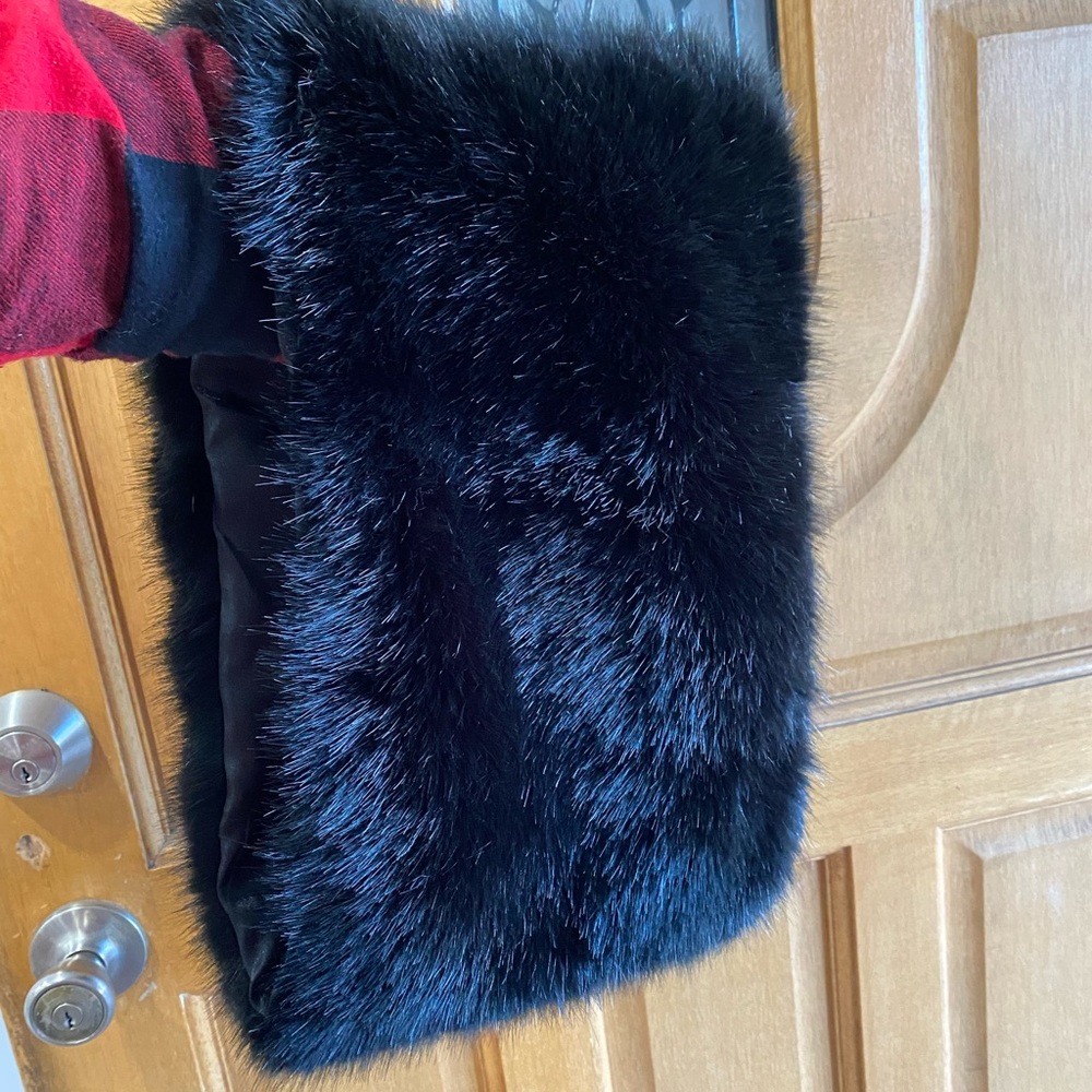 New with tags vegan fur neck scarf.